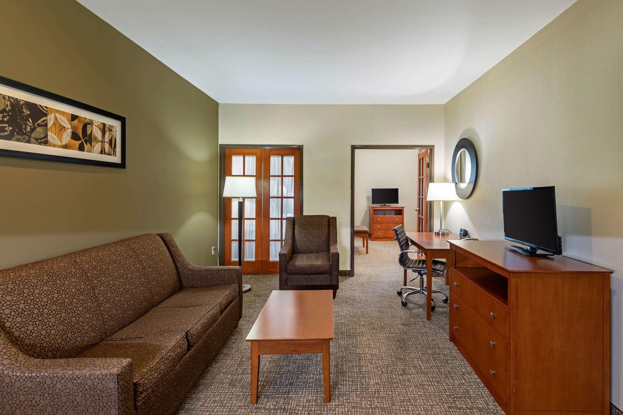 Comfort Suites North Dallas Exterior foto